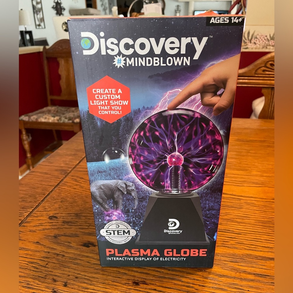 Discovery Mindblown Plasma Globe - Red Box with Purple and Pink Display